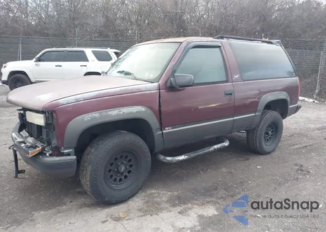 1994 Chevrolet Blazer K1500 из США, поврежденный, VIN 1GNEK18K2RJ405741